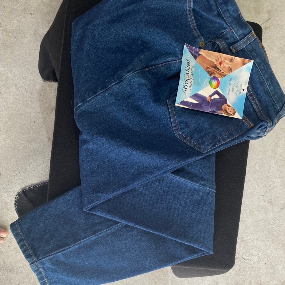 Women's Straight Leg Jeans - Blue